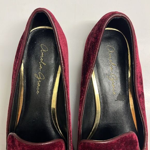 Amelia Grace Deep Red Pointed Toe Slip-On Velvet Flats- Size 8 - Picture 8 of 16